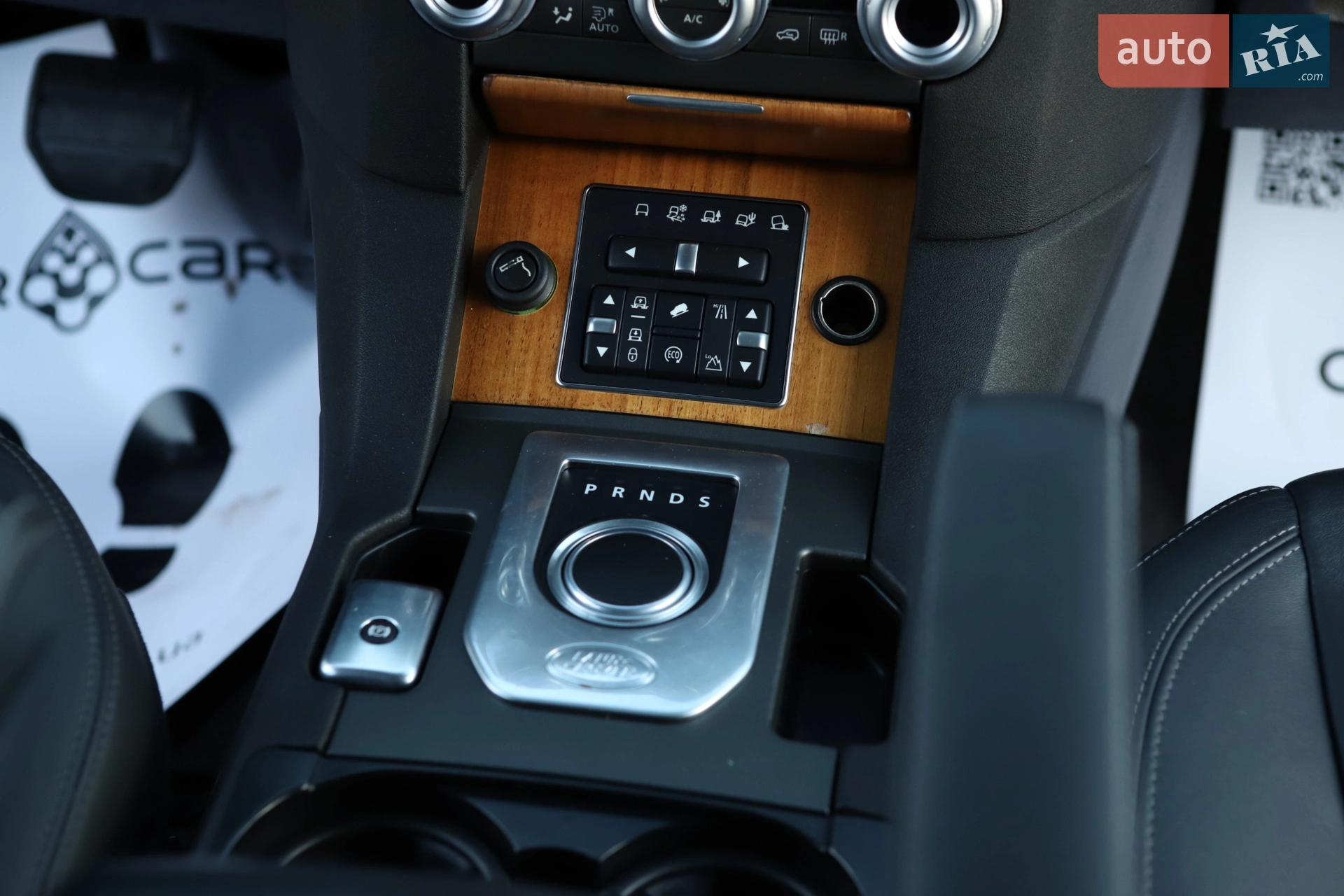 2015 Land Rover Discovery - мініатюра 75