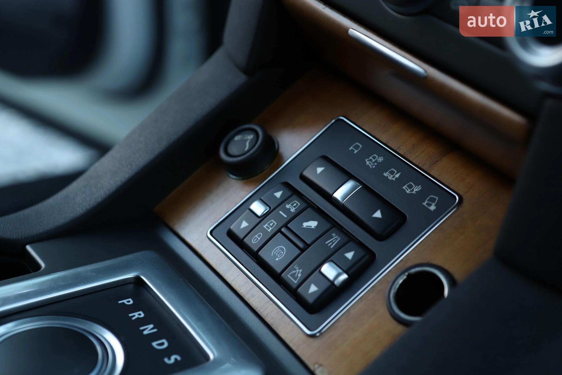 2015 Land Rover Discovery - мініатюра 85