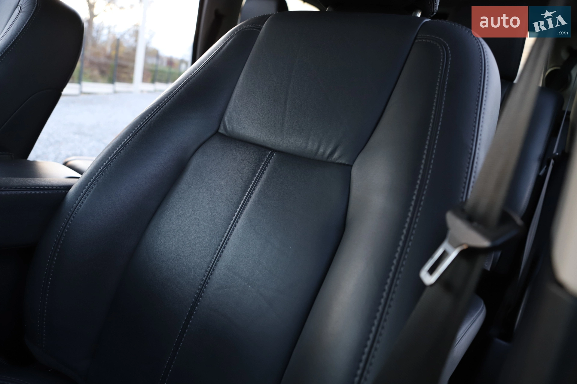 2015 Land Rover Discovery - мініатюра 90