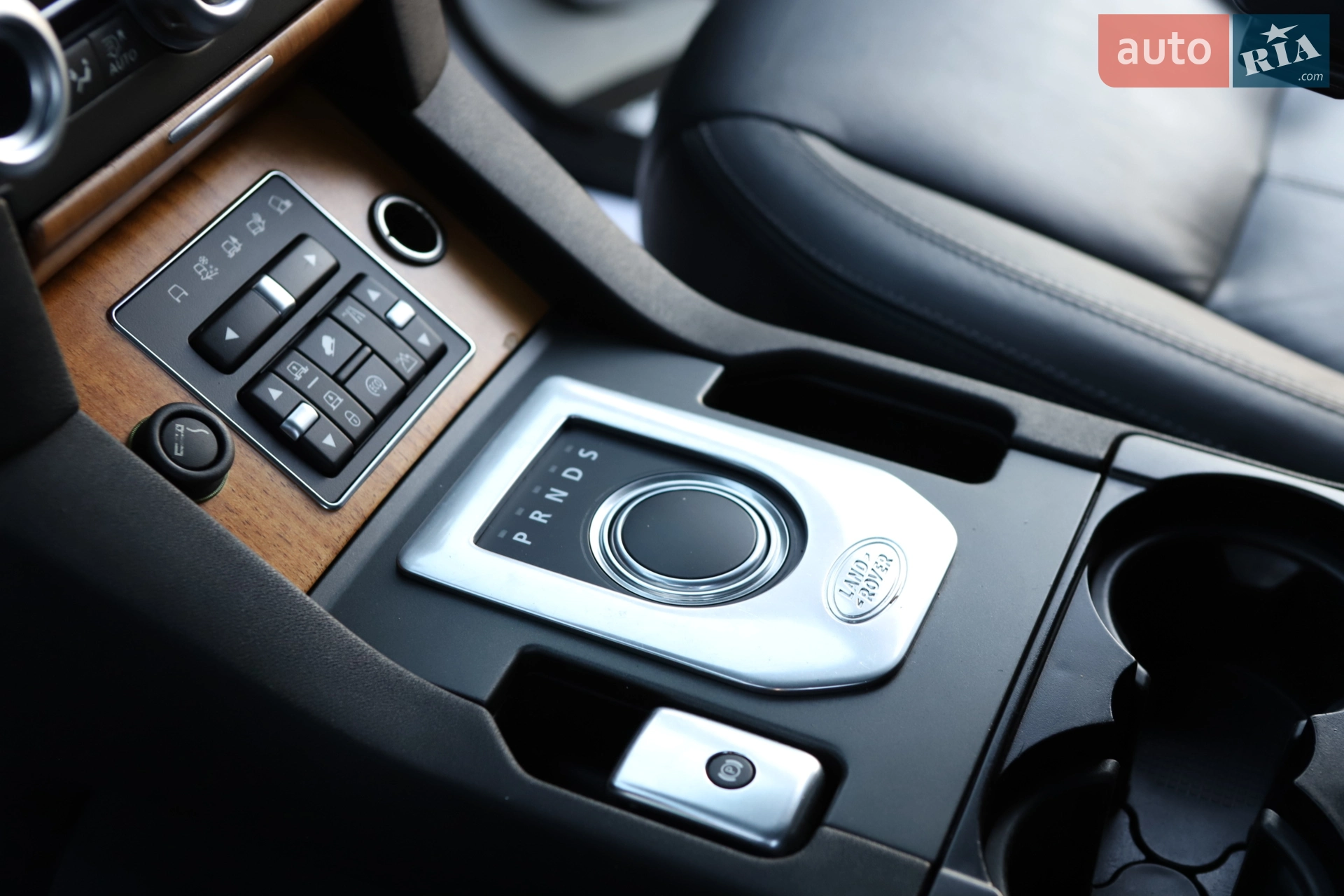 2015 Land Rover Discovery - мініатюра 91