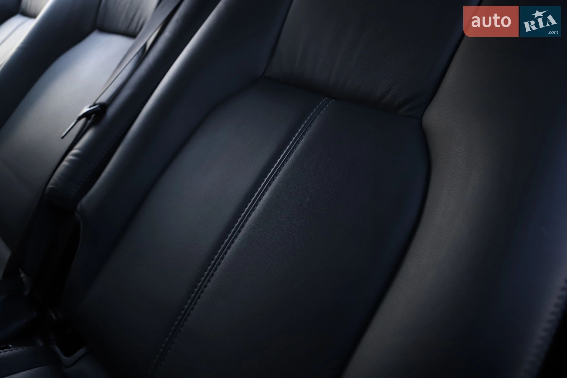 2015 Land Rover Discovery - мініатюра 97