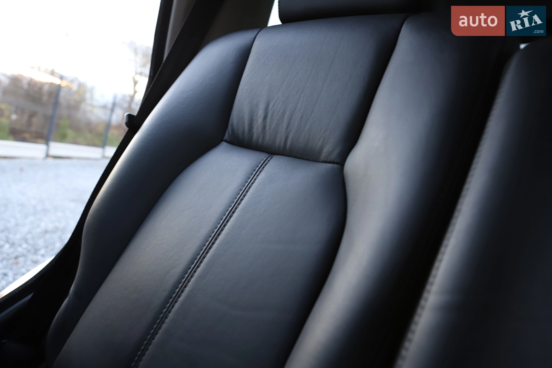 2015 Land Rover Discovery - мініатюра 98
