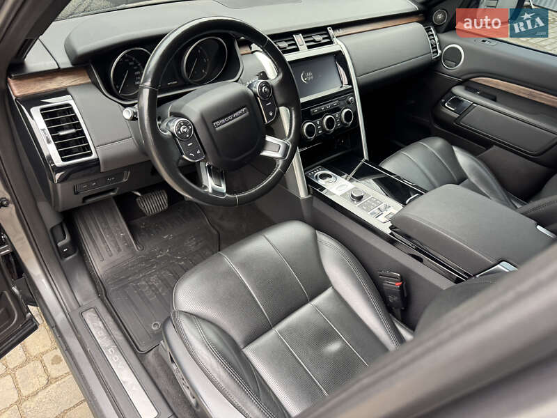 Позашляховик / Кросовер Land Rover Discovery 2017 в Ковелі