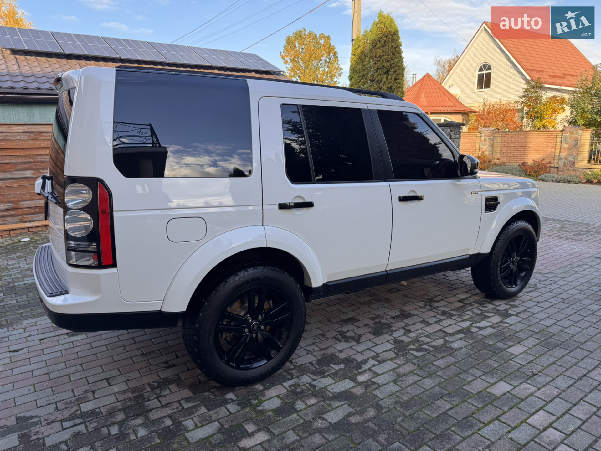 2016 Land Rover Discovery - мініатюра 10