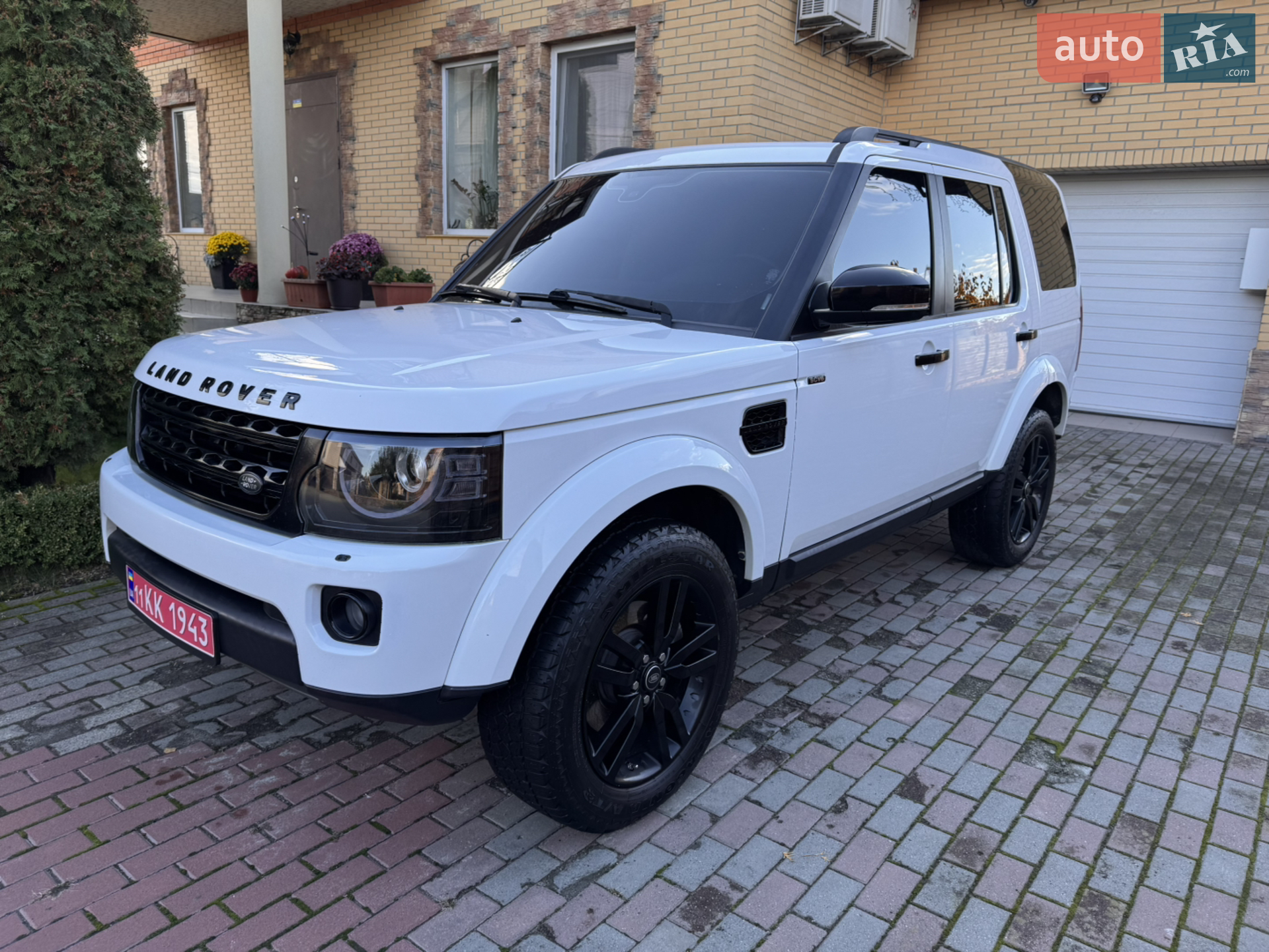 2016 Land Rover Discovery - мініатюра 17
