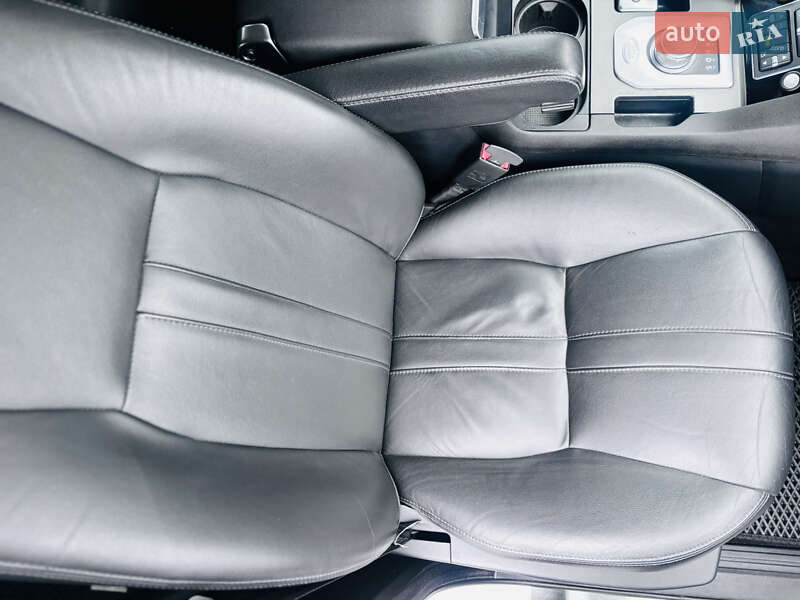 Внедорожник / Кроссовер Land Rover Discovery 2013 в Киеве