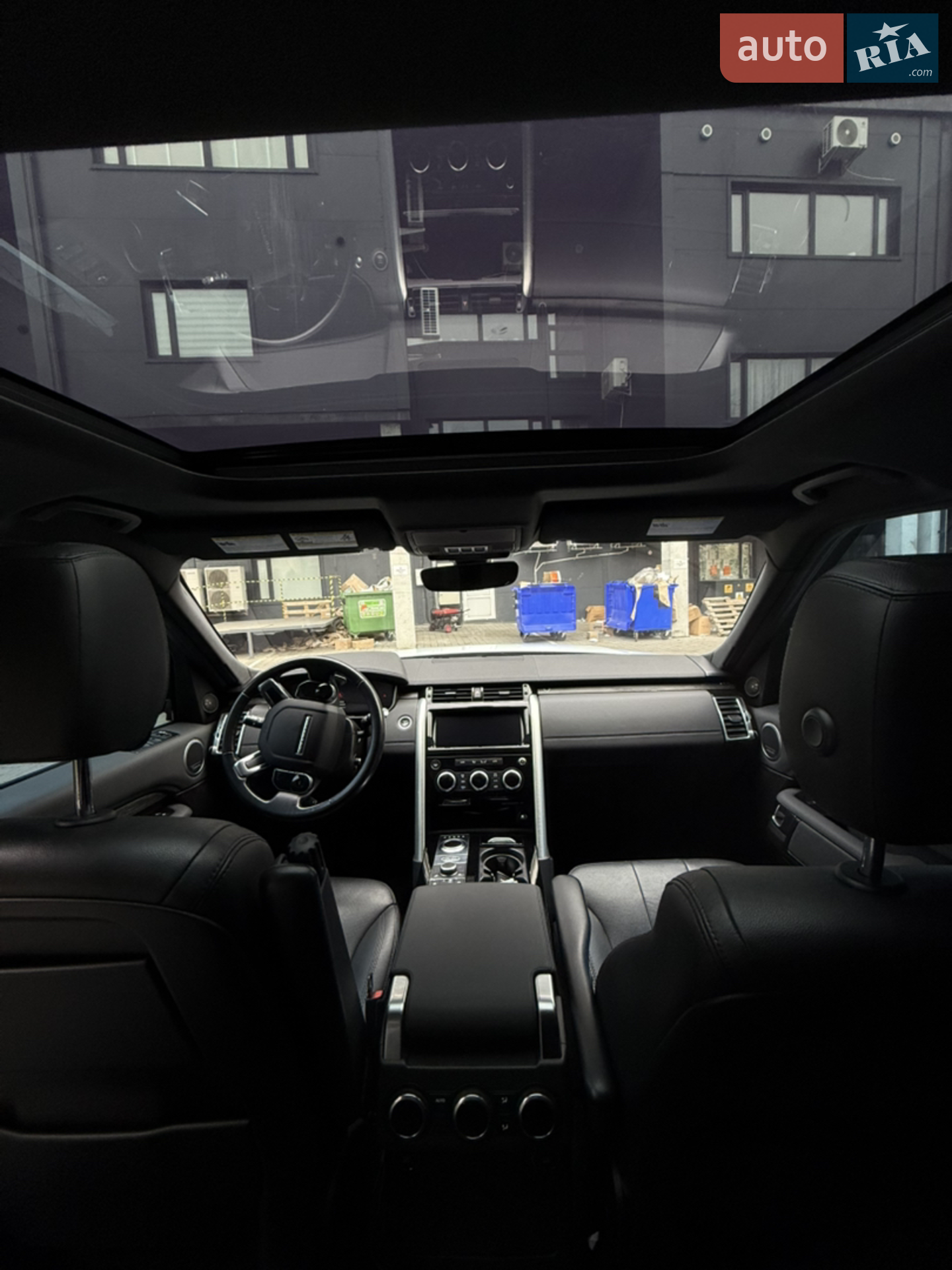 2018 Land Rover Discovery - мініатюра 21