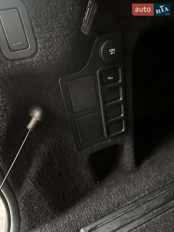 Внедорожник / Кроссовер Land Rover Discovery 2019 в Харькове фото 5 Внедорожник / Кроссовер Land Rover Discovery 2019 в Харькове