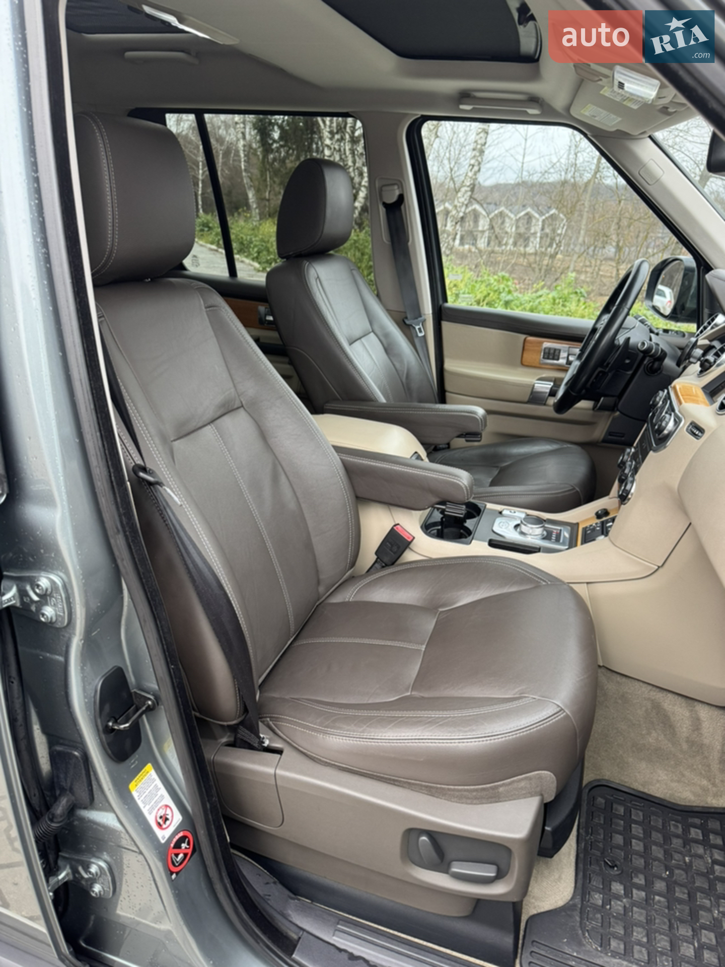 2014 Land Rover Discovery - мініатюра 27