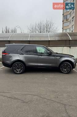 Внедорожник / Кроссовер Land Rover Discovery 2017 в Киеве