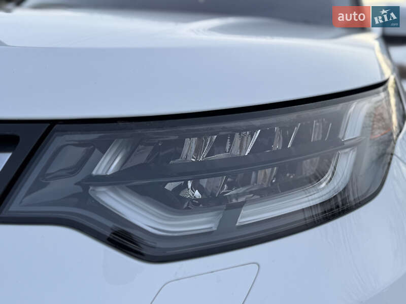 Внедорожник / Кроссовер Land Rover Discovery 2017 в Львове фото 63 Внедорожник / Кроссовер Land Rover Discovery 2017 в Львове