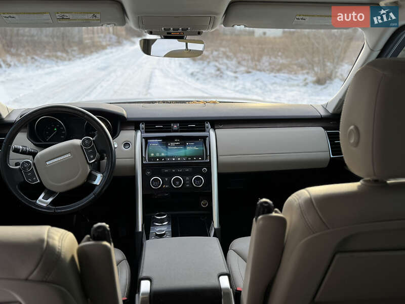 Внедорожник / Кроссовер Land Rover Discovery 2017 в Львове фото 69 Внедорожник / Кроссовер Land Rover Discovery 2017 в Львове