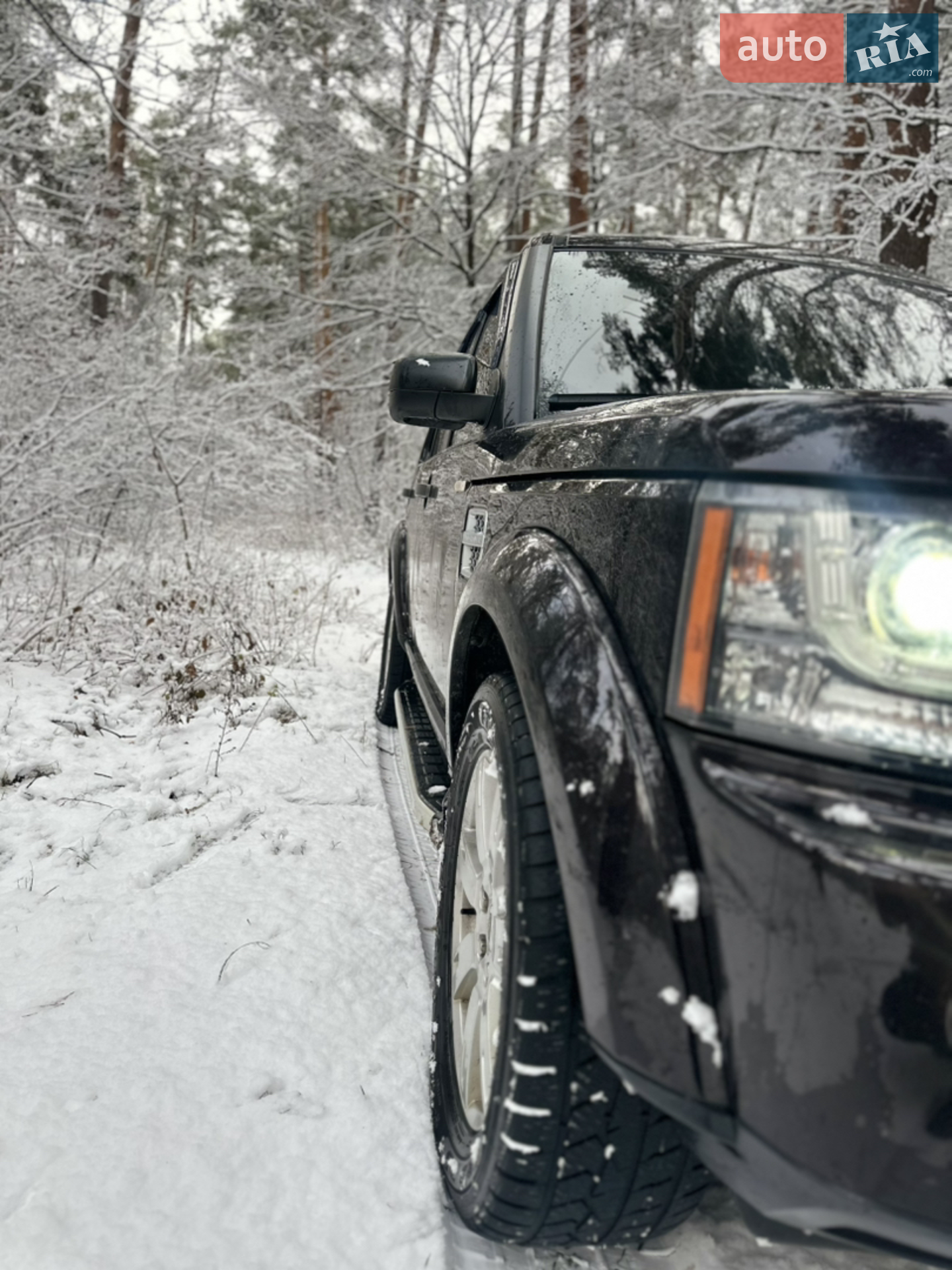 Land Rover Discovery 2011 VIN SALLAAAF4BA592629 фото оголошення 5 з 16
