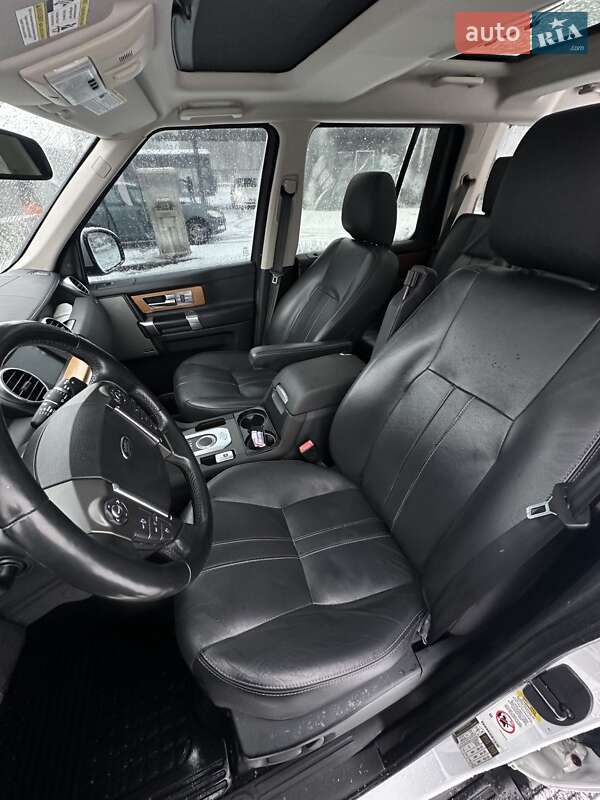 Внедорожник / Кроссовер Land Rover Discovery 2015 в Львове