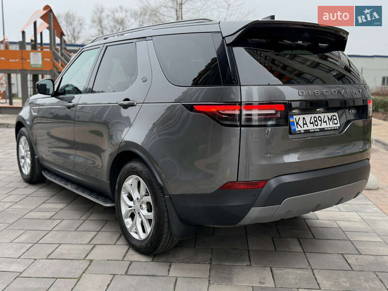 Внедорожник / Кроссовер Land Rover Discovery 2017 в Киеве