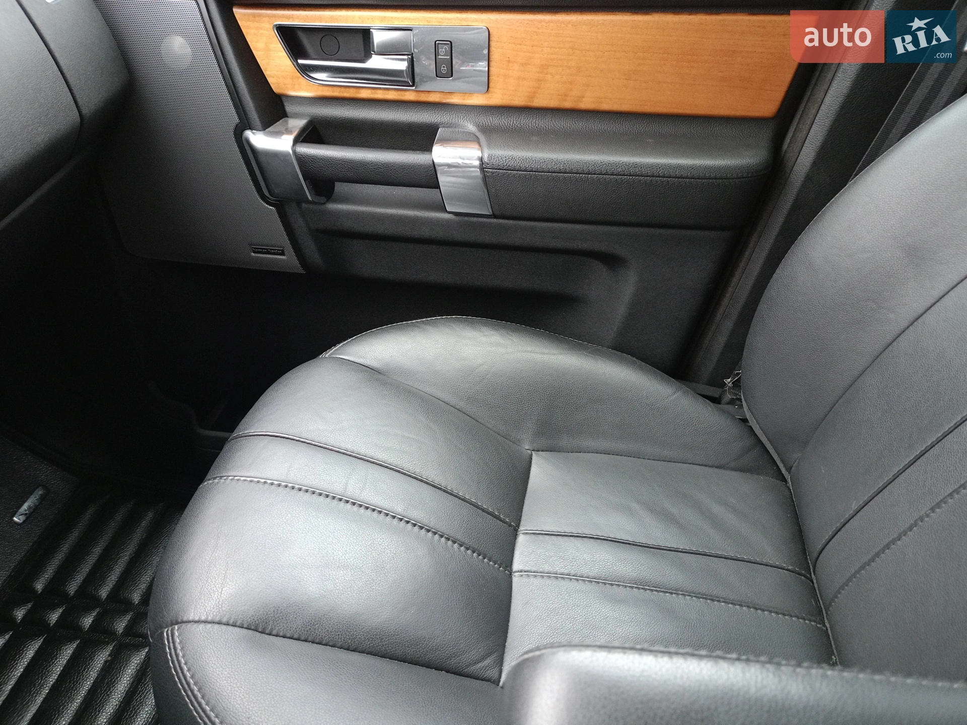 2013 Land Rover Discovery - мініатюра 21