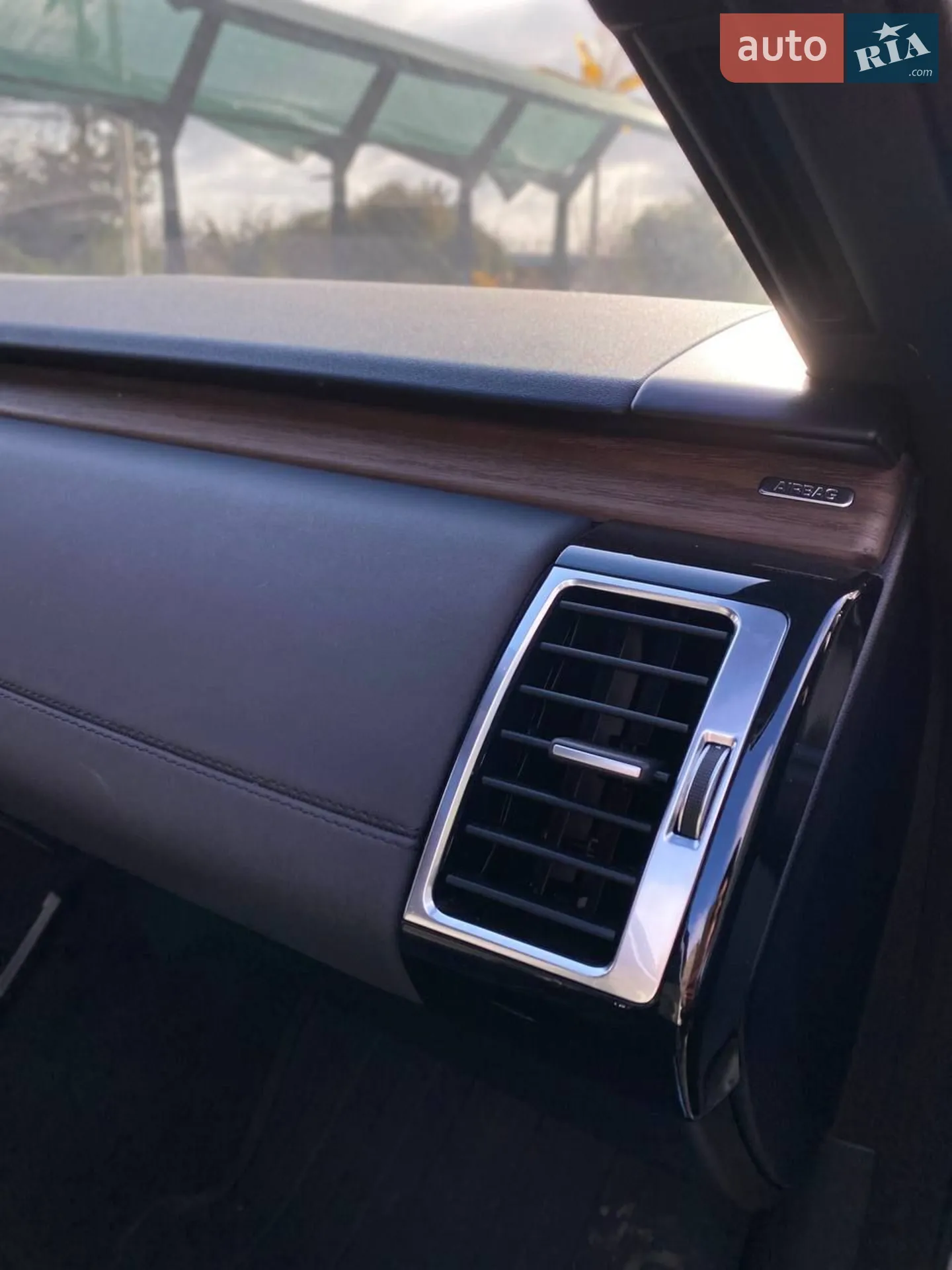 2019 Land Rover Discovery - мініатюра 35