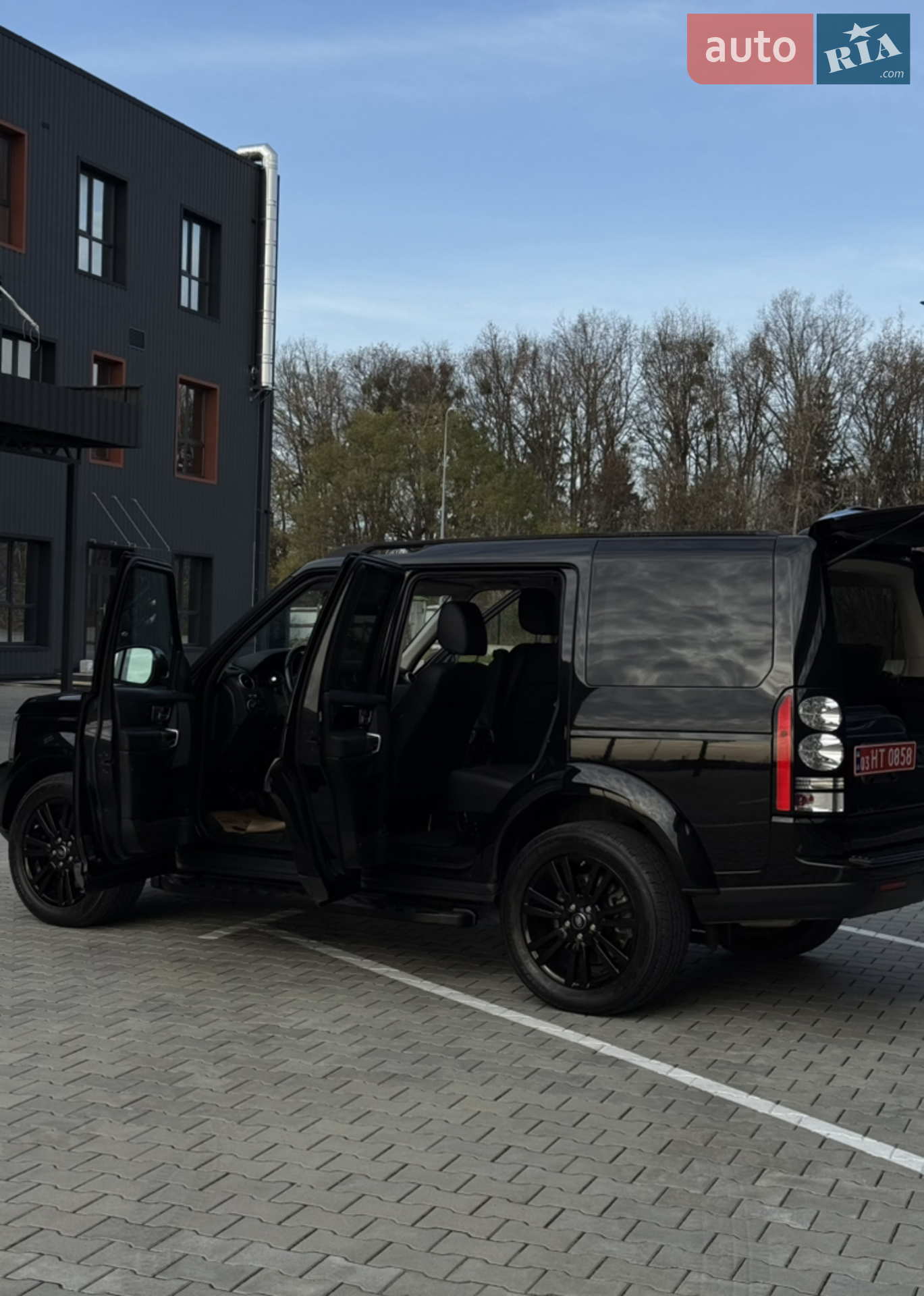 2016 Land Rover Discovery - мініатюра 28