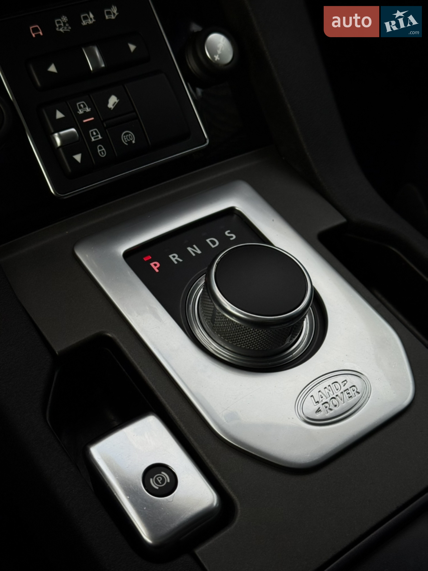 2016 Land Rover Discovery - мініатюра 61