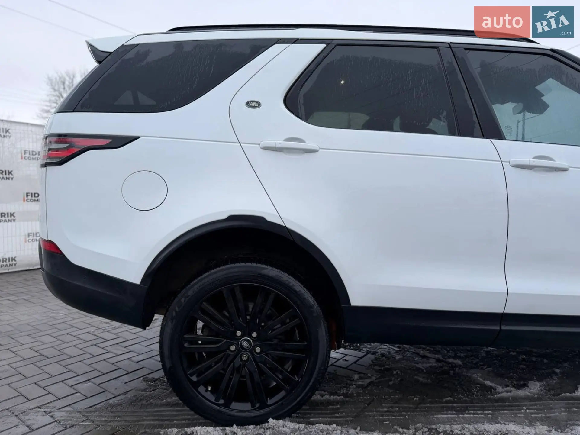 2017 Land Rover Discovery - мініатюра 5