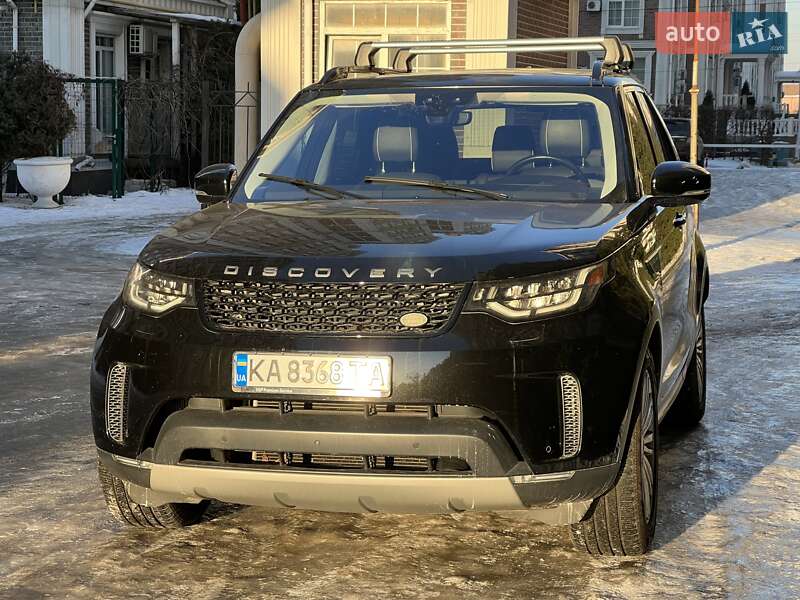 Внедорожник / Кроссовер Land Rover Discovery 2017 в Киеве