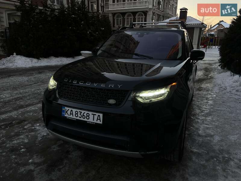 Внедорожник / Кроссовер Land Rover Discovery 2017 в Киеве
