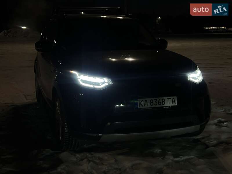 Внедорожник / Кроссовер Land Rover Discovery 2017 в Киеве