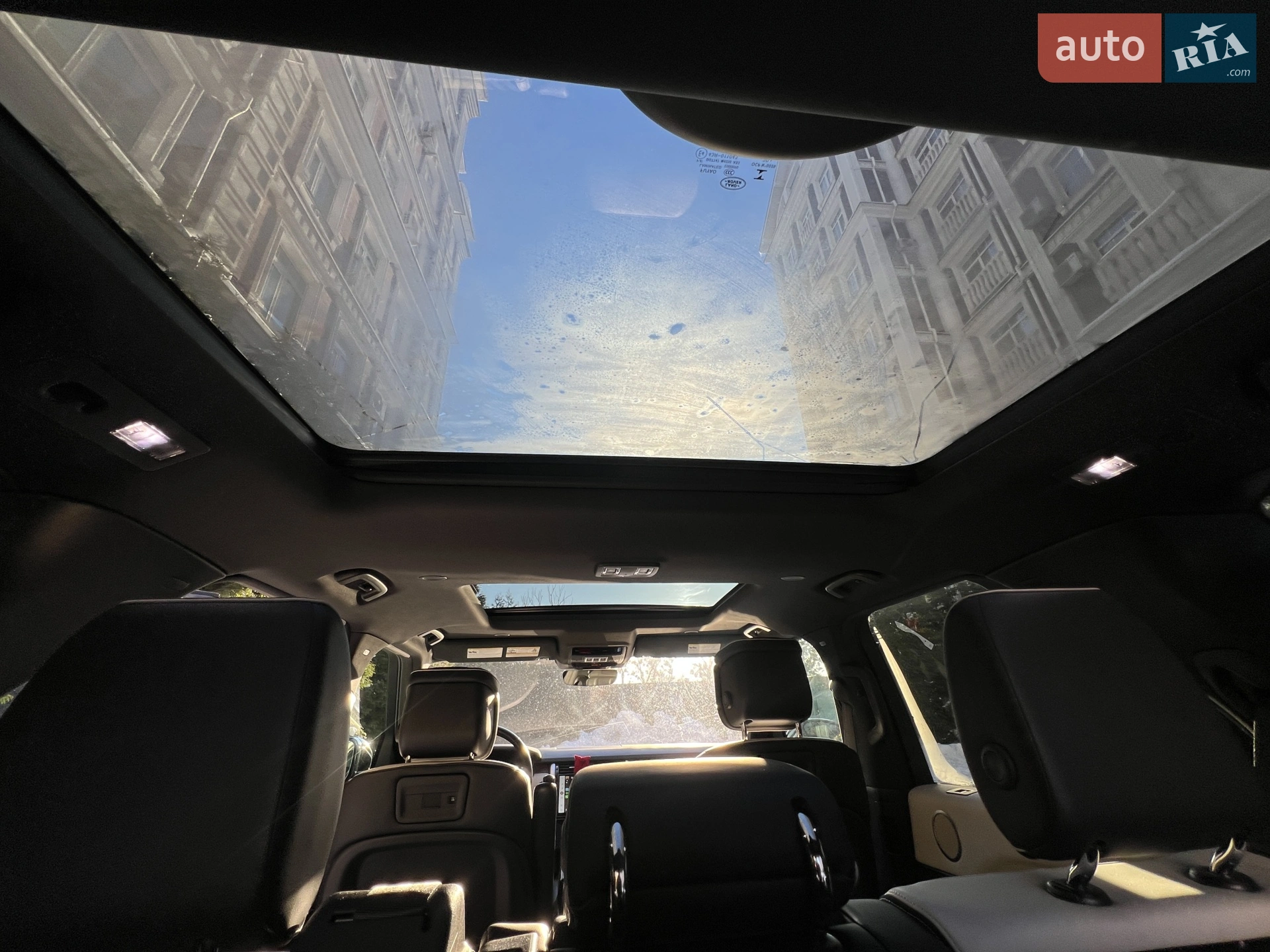 2021 Land Rover Discovery - мініатюра 7