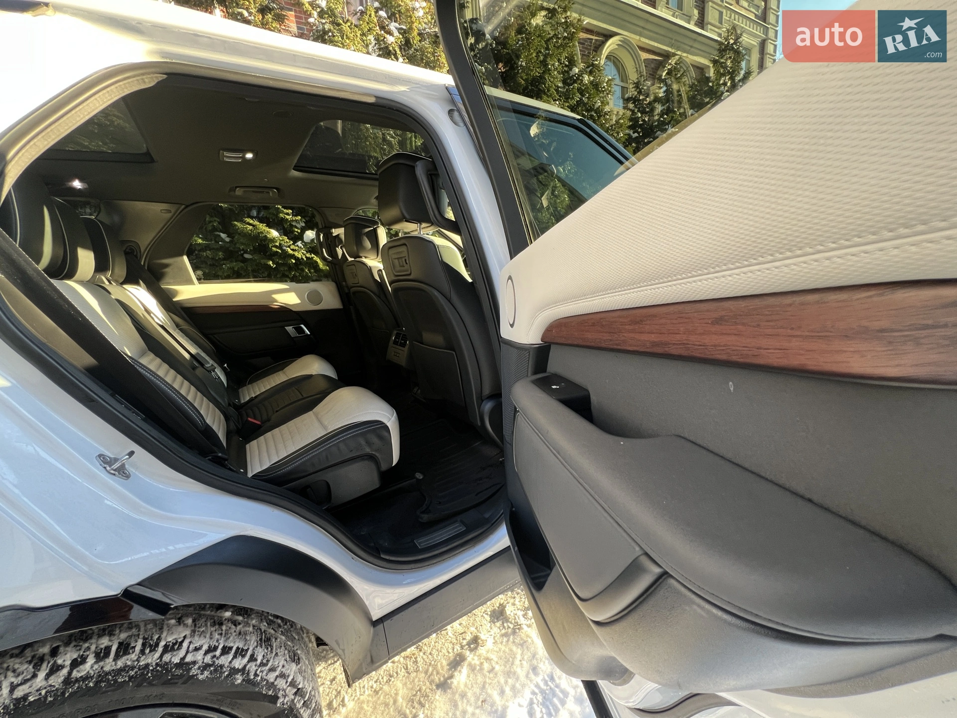2021 Land Rover Discovery - мініатюра 13