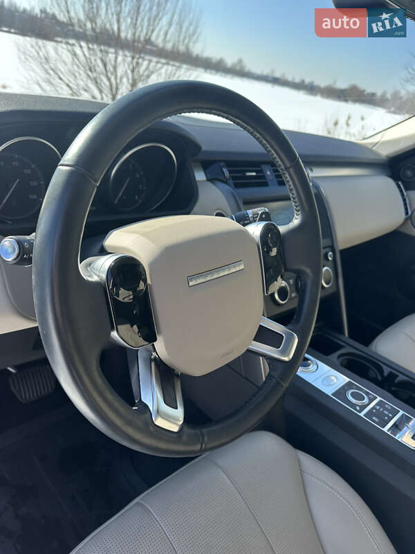 Внедорожник / Кроссовер Land Rover Discovery 2019 в Киеве