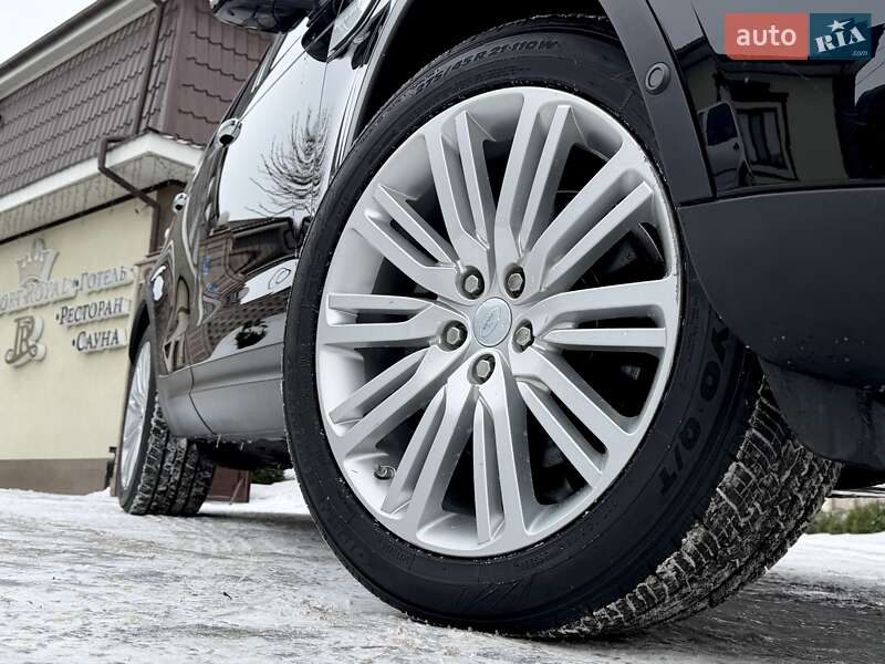 Внедорожник / Кроссовер Land Rover Discovery 2017 в Виннице