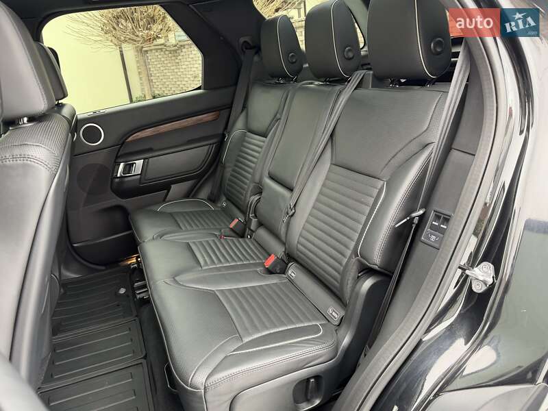 Внедорожник / Кроссовер Land Rover Discovery 2017 в Виннице