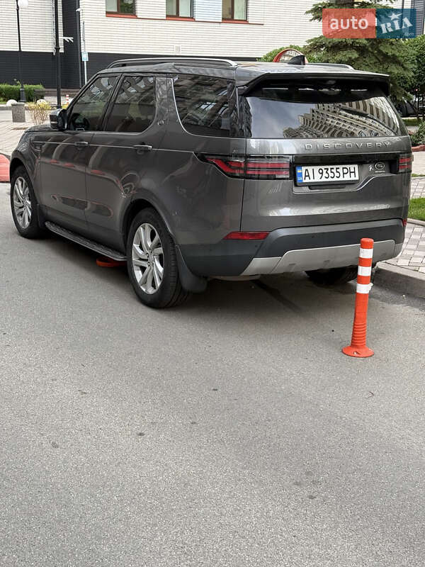 Внедорожник / Кроссовер Land Rover Discovery 2017 в Киеве фото 2 Внедорожник / Кроссовер Land Rover Discovery 2017 в Киеве