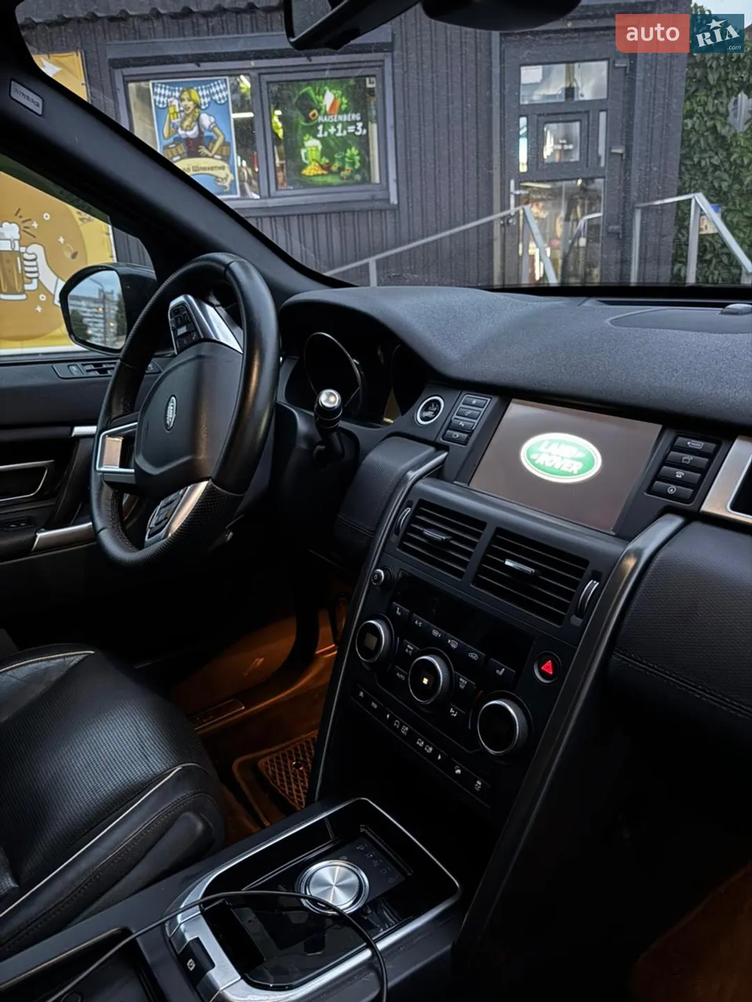 2017 Land Rover Discovery - мініатюра 4