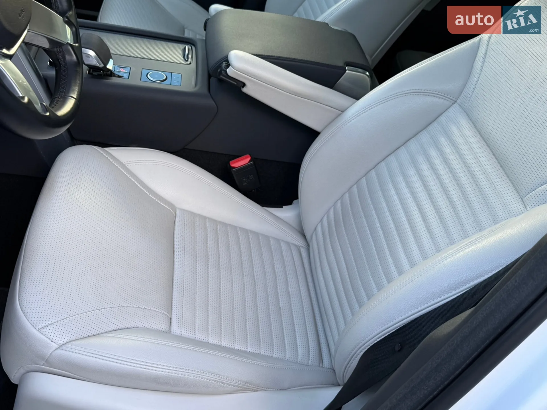 2021 Land Rover Discovery - мініатюра 28