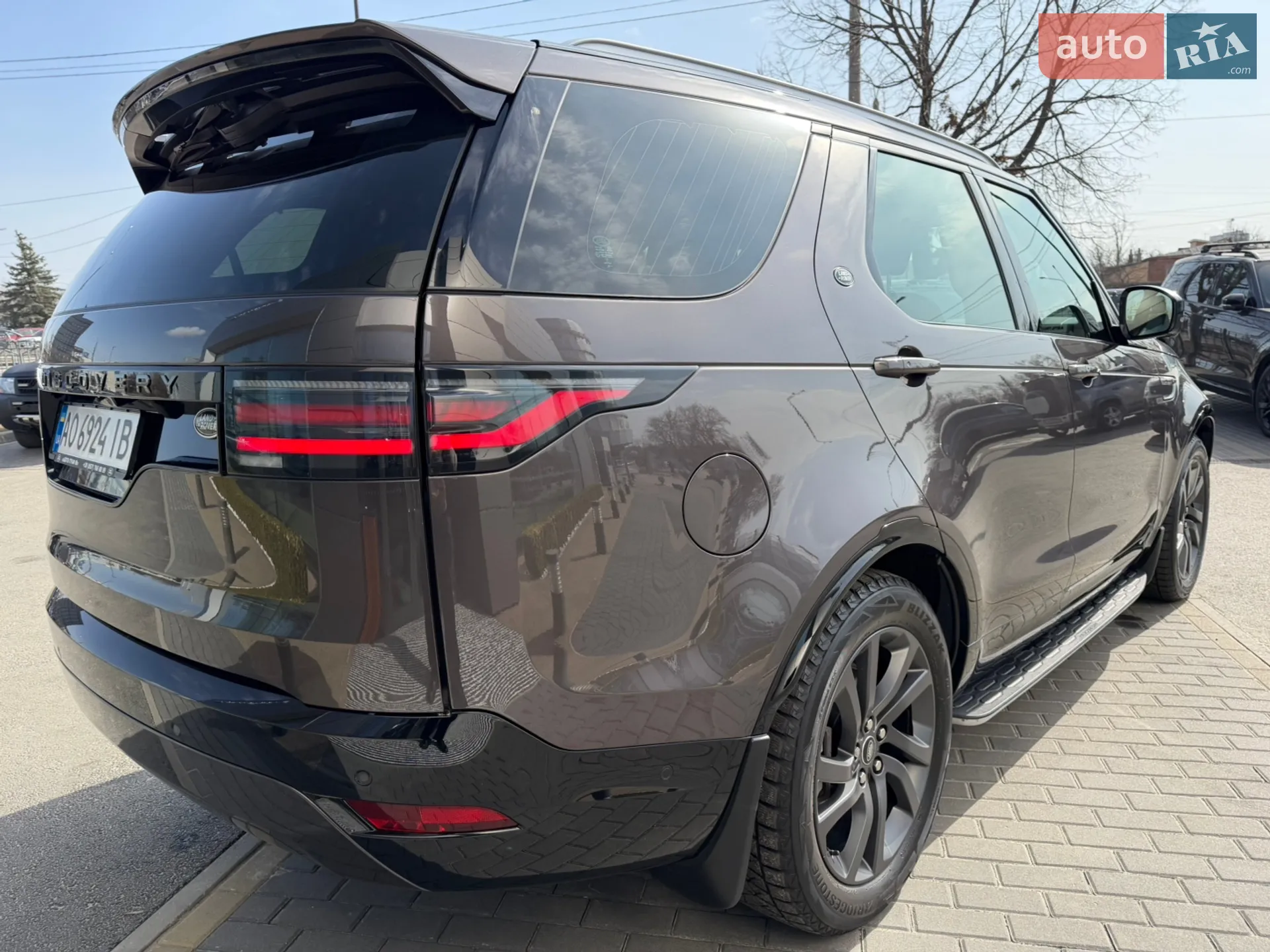 2021 Land Rover Discovery - мініатюра 12