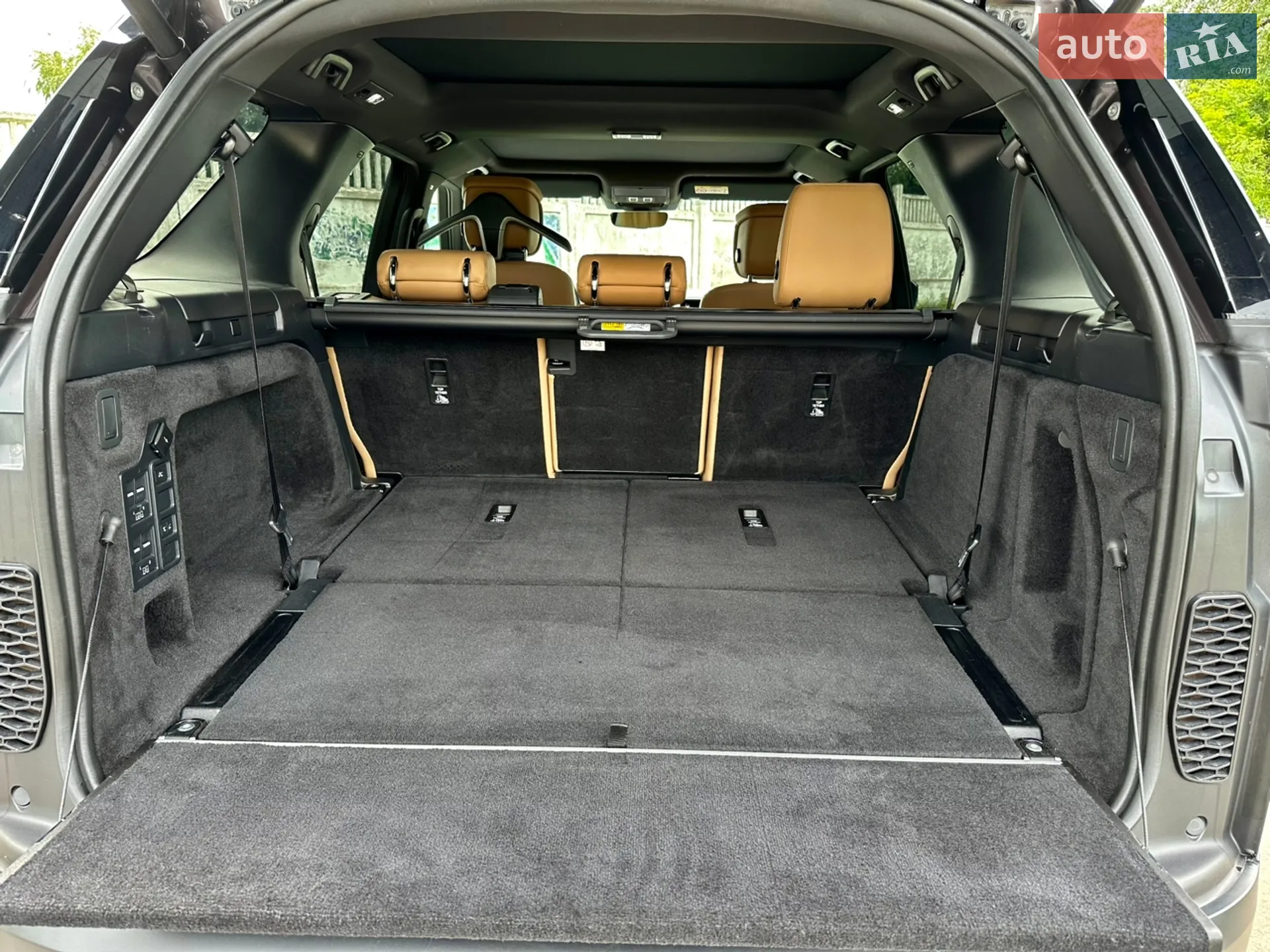 2021 Land Rover Discovery - мініатюра 56