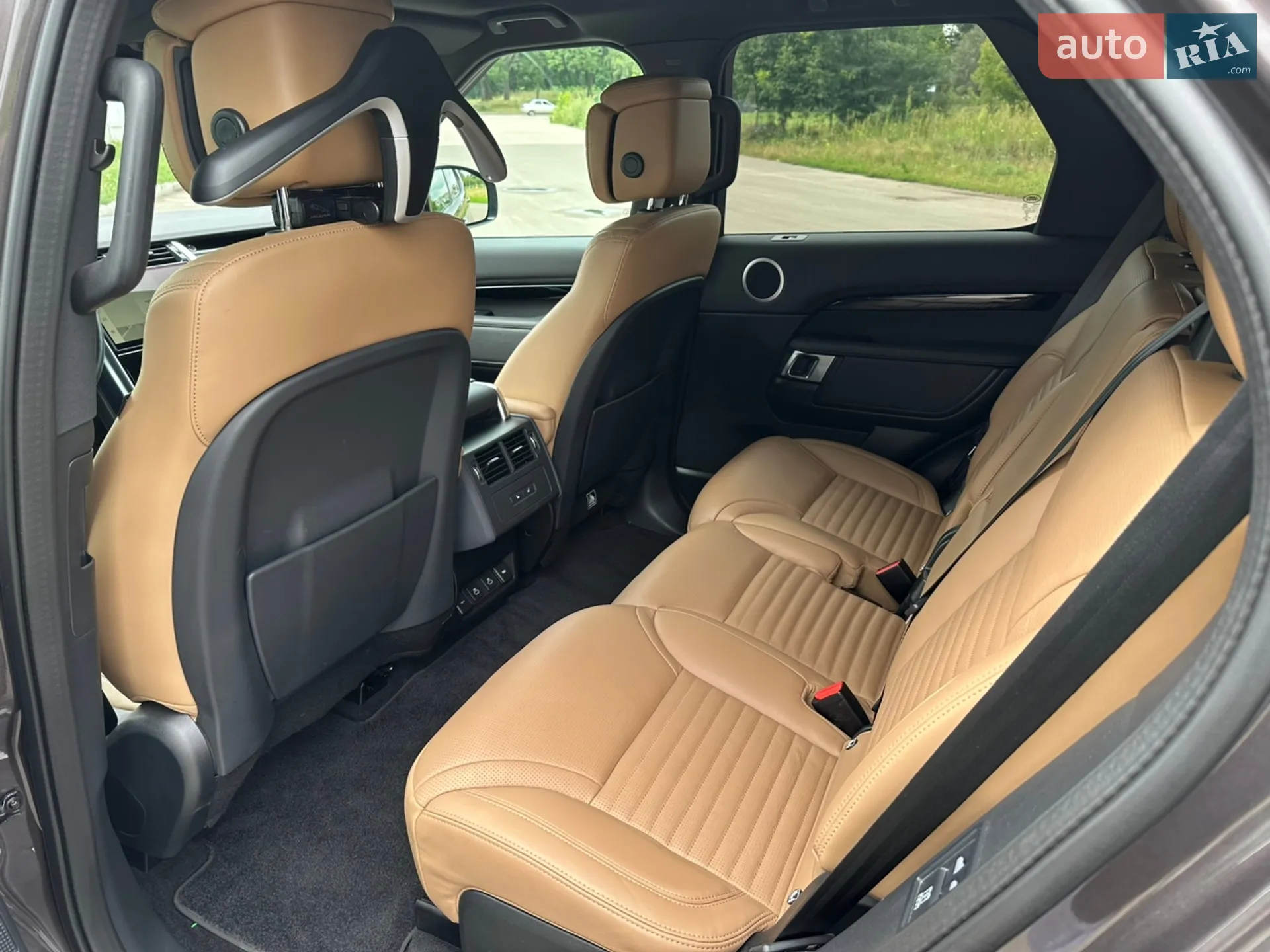2021 Land Rover Discovery - мініатюра 72