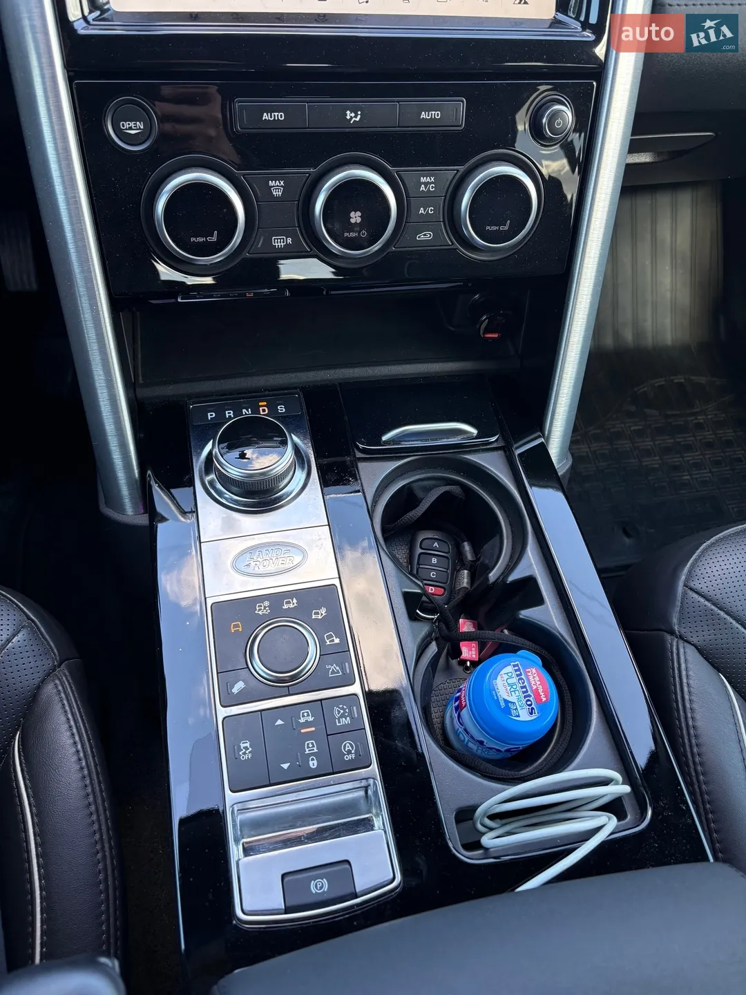 2017 Land Rover Discovery - мініатюра 10