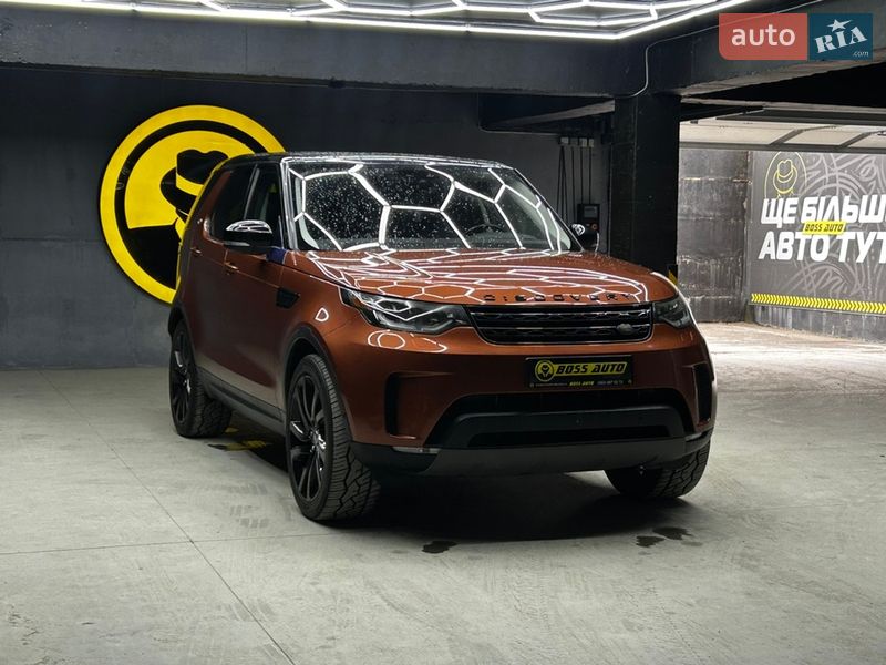 Позашляховик / Кросовер Land Rover Discovery 2017 в Чернівцях