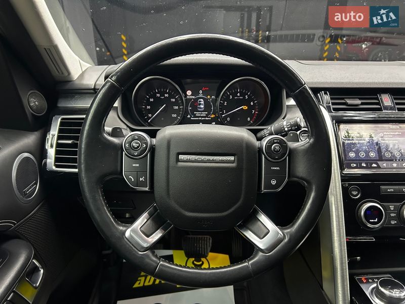 Позашляховик / Кросовер Land Rover Discovery 2017 в Чернівцях