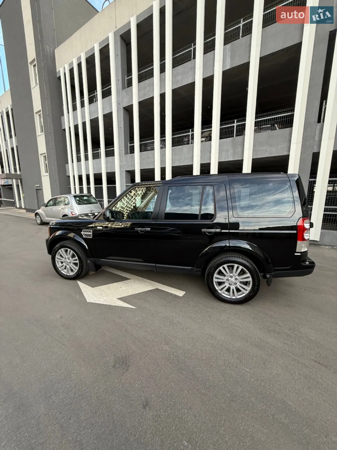 2010 Land Rover Discovery - мініатюра 14