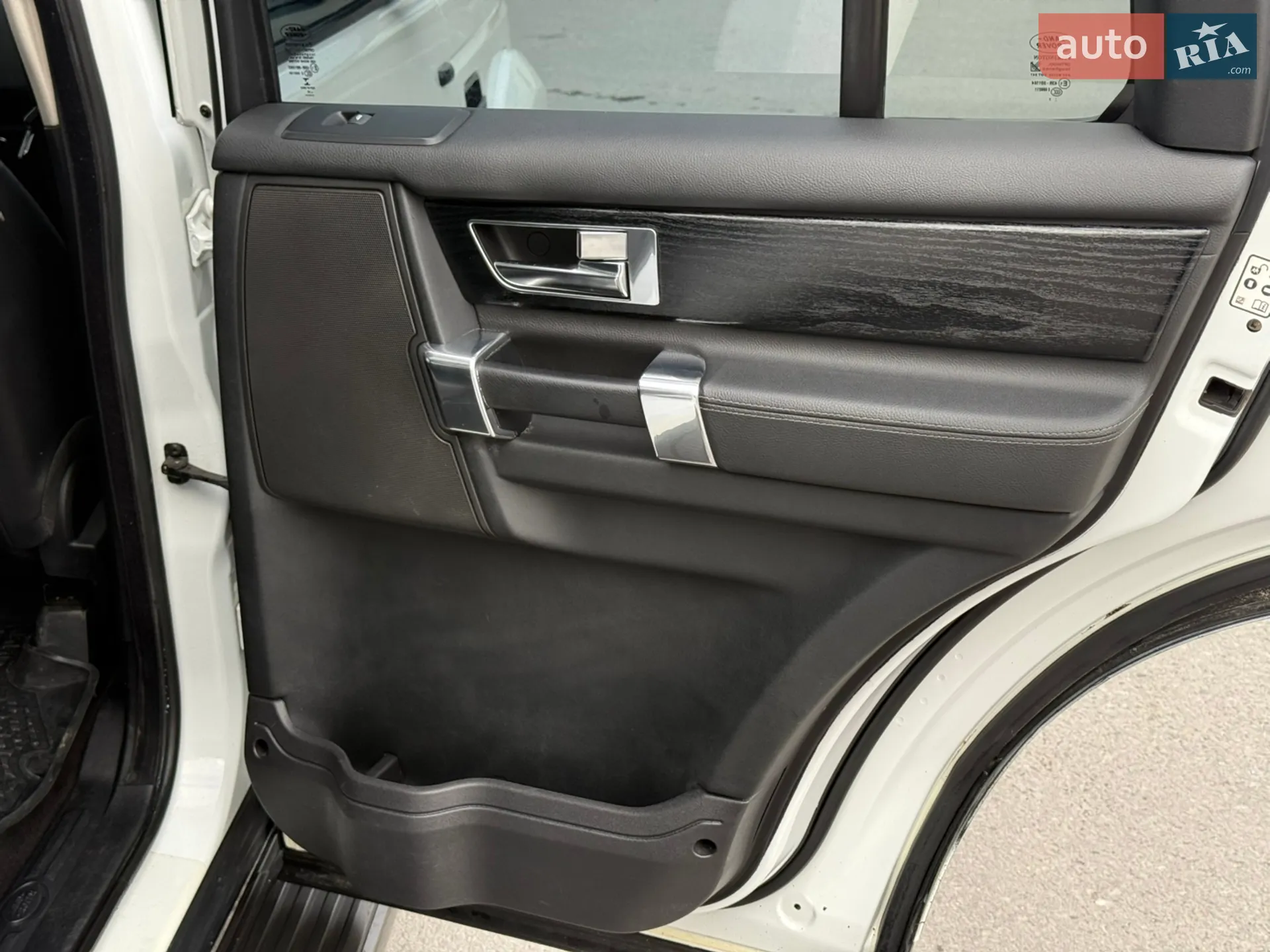 2012 Land Rover Discovery - мініатюра 42