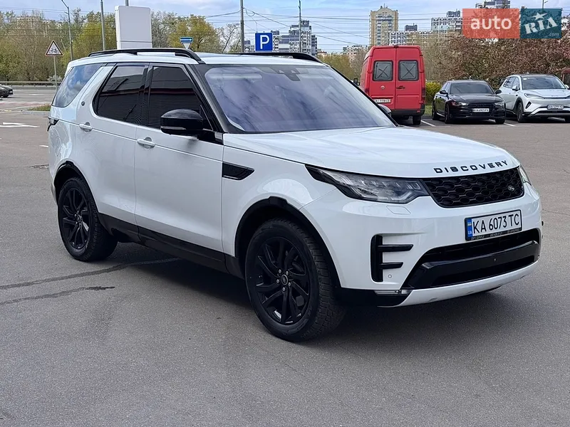 Land Rover Discovery 2017 VIN SALRRBBV6HA005509 фото оголошення 3 з 79