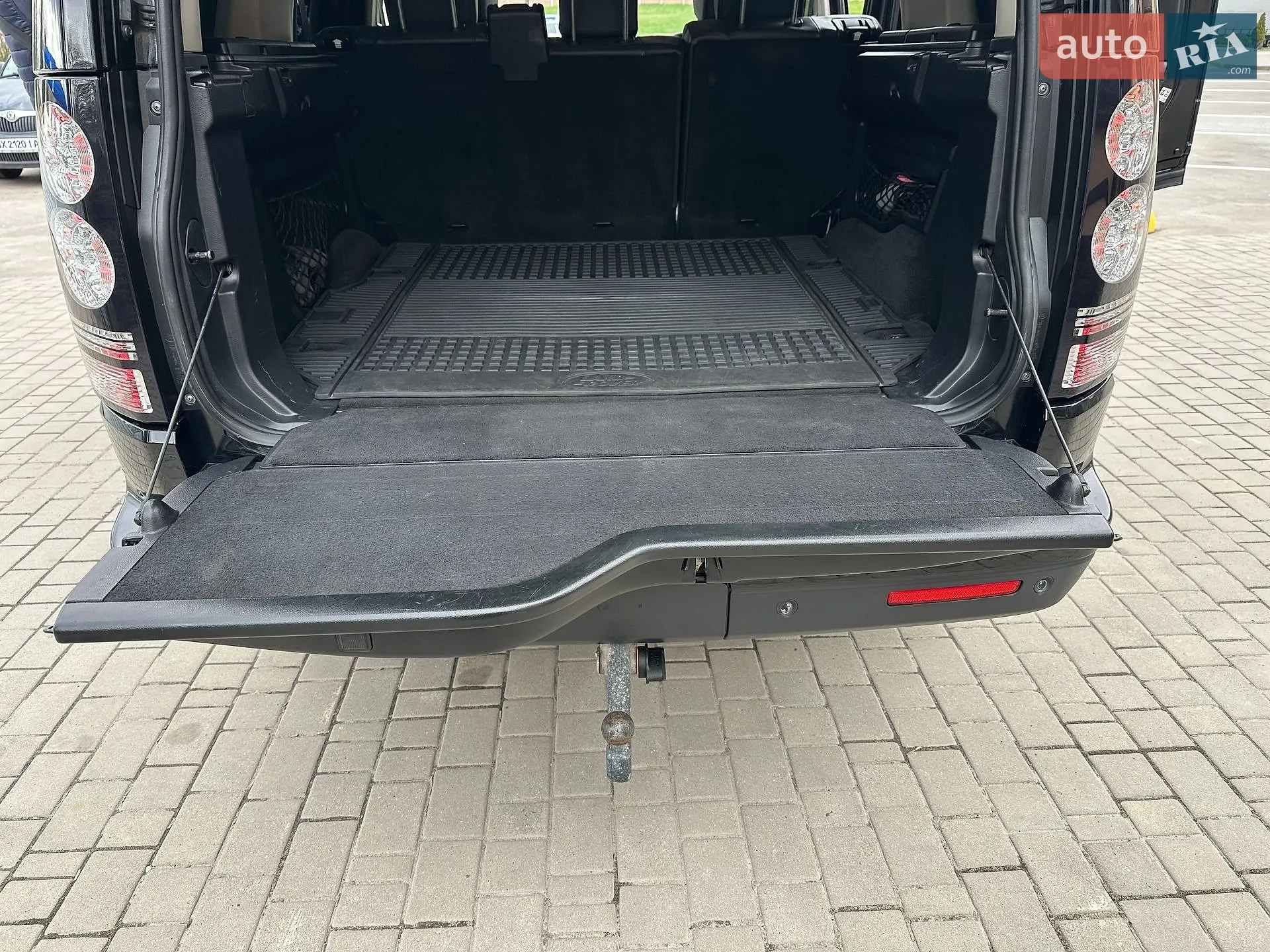 2015 Land Rover Discovery - мініатюра 20