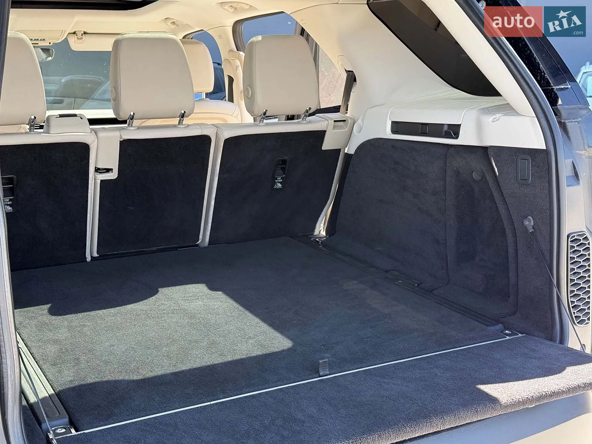 2019 Land Rover Discovery - мініатюра 50