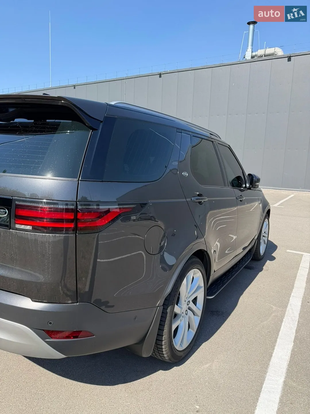 2021 Land Rover Discovery - мініатюра 7