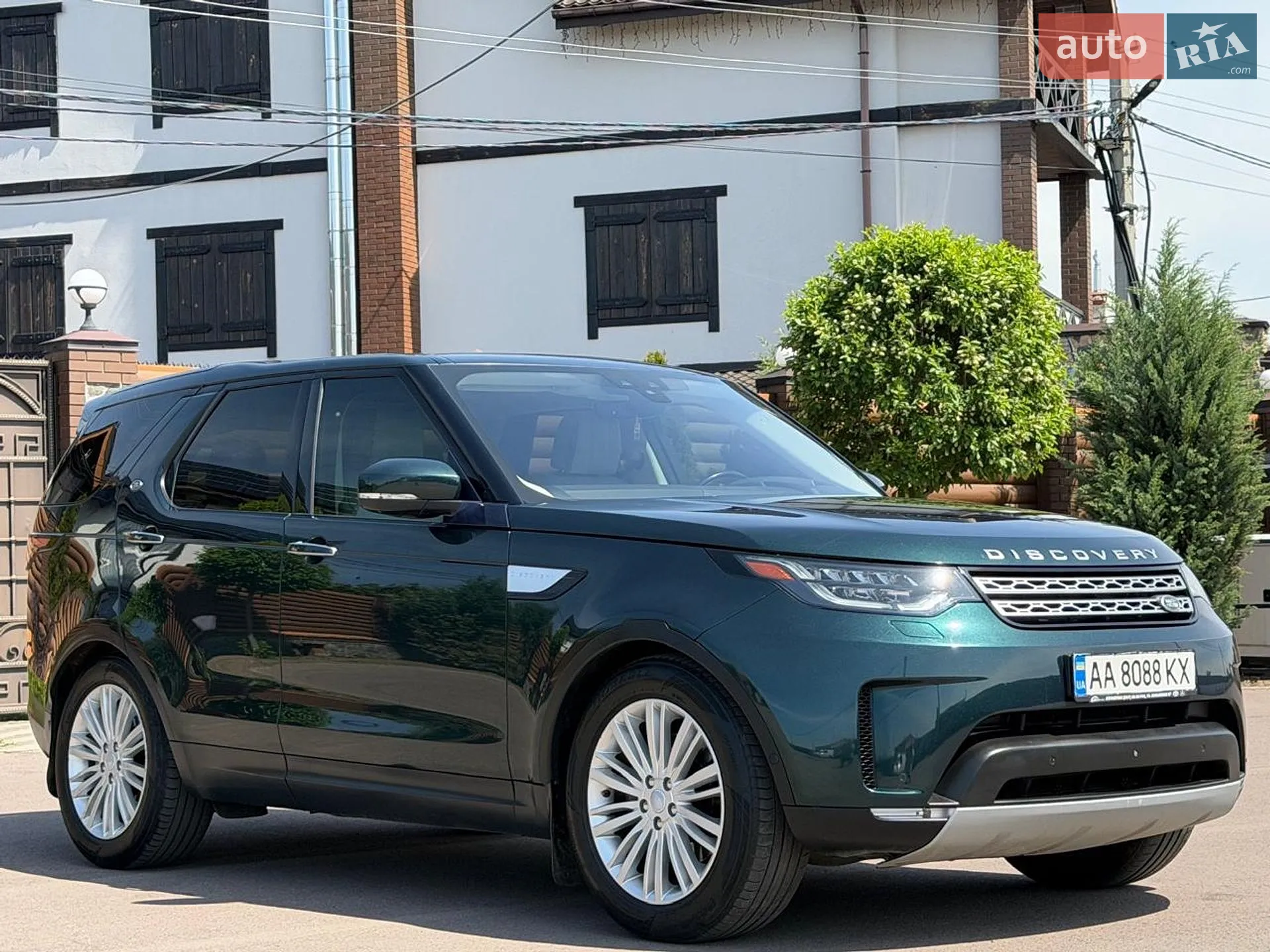 2017 Land Rover Discovery - мініатюра 21