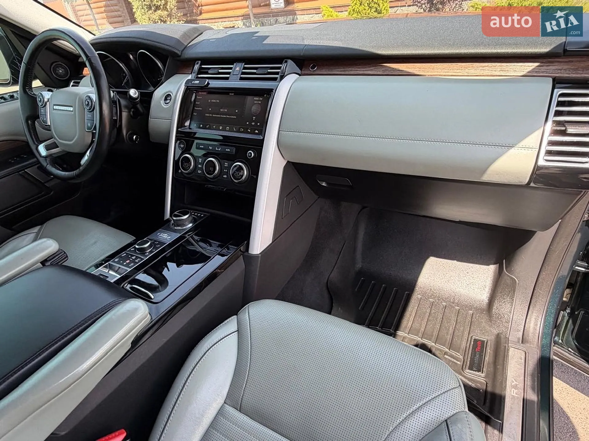 2017 Land Rover Discovery - мініатюра 65