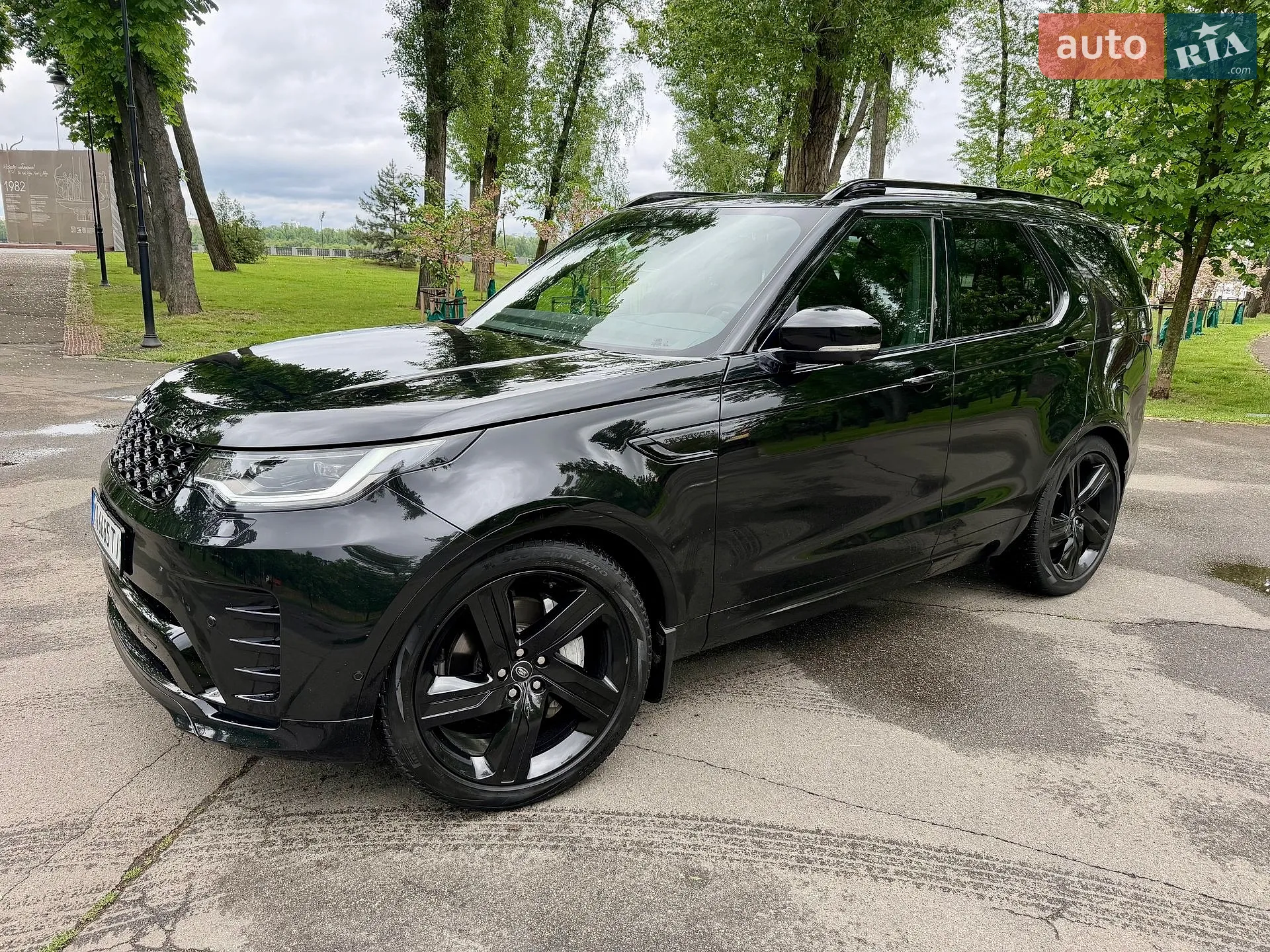 2023 Land Rover Discovery - мініатюра 3